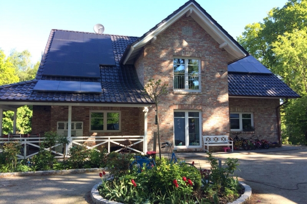 T.R.G. Friesengiebel - 017-A