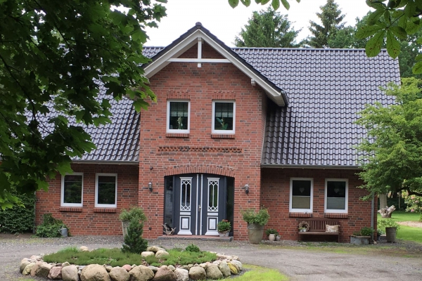 T.R.G. Friesengiebel - 007-B